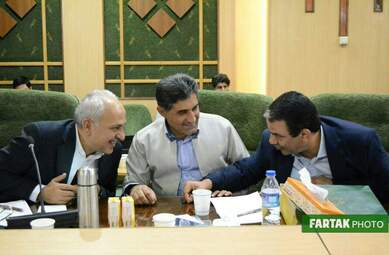 شورای گفت وگو استان کرمانشاه با حضور وزیر تعاون، کار و رفاه اجتماعی