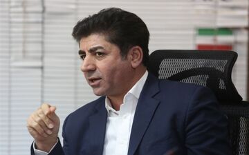ممبینی: نگران من نباشید، در فدراسیون حضور دارم/ درباره آزمون سؤال نکنید! 