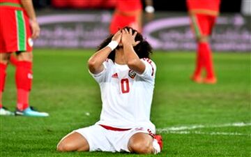 جنجال، تناقض و حق پخش دردسر ساز برای عموری