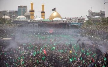 تدارکات عتبه حسینی برای تشییع رهبر شهید انقلاب تکمیل شد