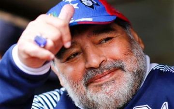 مارادونا از استعفایش منصرف شد!