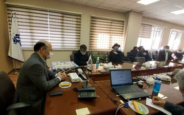 تقدیر از پرستاران توسط باشگاه پیکان