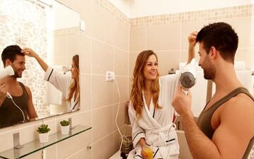دلایل محبوب بودن رابطه جنسی در شب