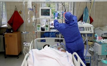 اعلام آخرین آمار فوتی ها و مبتلایان کرونا در ایران تا ظهر پنجشنبه ۱۳ مرداد