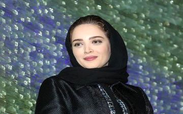 سلفی توماشینی بهنوش طباطبایی با پوشش و میکاپ متفاوت (عکس)