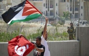 تظاهرات تونسی ها در حمایت از مقاومت مردم فلسطین
