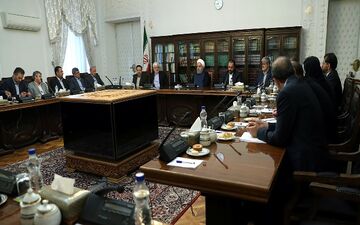 مسئولان با همدلی برای عبور از مشکلات تلاش کنند