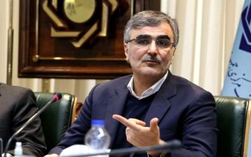 احتمال انحلال ۸ بانک در سال آینده