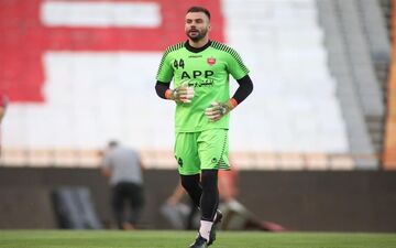 گل محمدی اسم رادوشویچ را از لیست ۱۸ نفره پرسپولیس خط زد