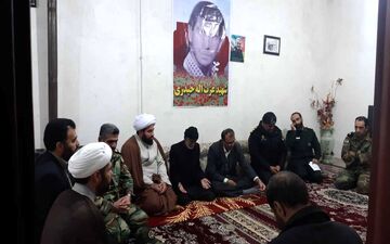 
گزارش تصویری دیدار و دلجویی از خانواده شهدا و ایثارگران هشت سال دفاع مقدس