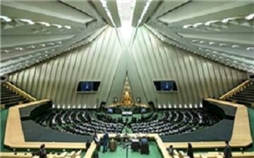 افزایش پلکانی مالیات حقوق بالای 2 میلیون و 300 هزار تومان + فیلم