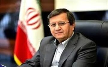 همتی: به سلامت از این دوره سخت نیز عبور می کنیم