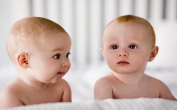 آیا بدن دوقلو در بیماریها و آلرژی ها مانند هم هستند؟