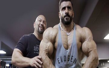 اندام فوق العاده زیبا با فیگورهای خاص از هادی چوپان/ مو بر تن آدم سیخ میشه + ویدئو