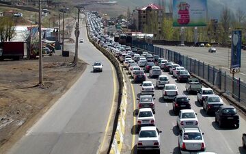 ترافیک فوق سنگین در محور هراز
