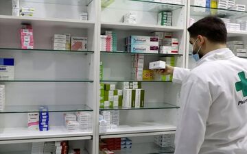 چرا دارو نایاب شد؟ سایه سنگین جنگ بر پیشخوان داروخانه‌ها