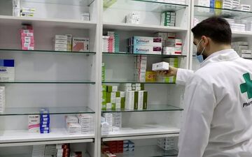 چرا دارو نایاب شد؟ سایه سنگین جنگ بر پیشخوان داروخانه‌ها