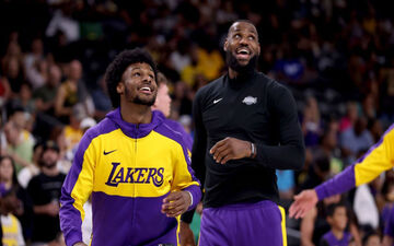 اتفاق تاریخی در NBA؛ لبران جیمز با پسرش هم‌بازی شد + ویدئو