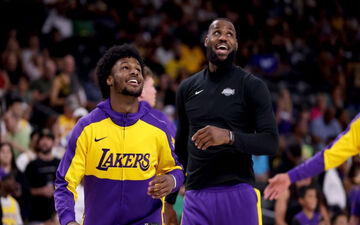 اتفاق تاریخی در NBA؛ لبران جیمز با پسرش هم‌بازی شد + ویدئو