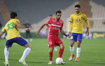 اشتباهات عجیب داوری بازی پرسپولیس و نفت آبادان علیه شاگردان گل محمدی !