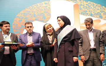 تجلیل از ۱۸ معلم برجسته استانی و یک معلم سرآمد کشوری در کرمانشاه 