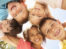 تنهایی یا دوستان؟ چرا نسل جدید خانواده را کمتر انتخاب می‌کند؟