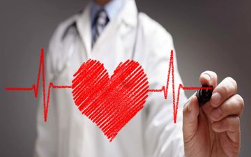 ۴ علامت ویژه زنگ خطر بیماری قلبی است