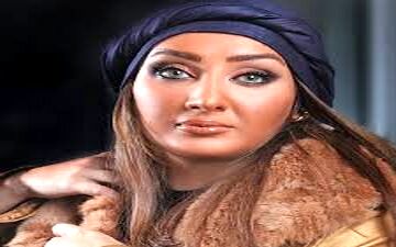 پوشش مدلینگ سولماز حصاری در جشن حافظ (عکس)