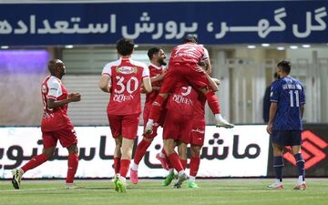 جای خالی بیرانوند احساس نشد/ پرسپولیس با یک گل زیبا به یک قدمی استقلال رسید