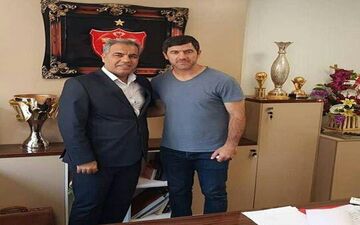 کریم باقری با پرسپولیس تمدید کرد