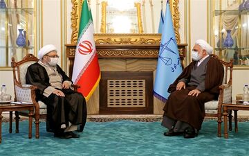 آیت‌الله آملی لاریجانی با رئیس قوه قضائیه دیدار کرد