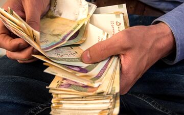 میزان افزایش دستمزدها نسبت به تورم ۲ درصد بیشتر بوده است