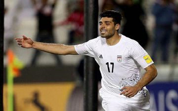 فوق ستاره پرسپولیس هم شاید روی نیمکت بنشیند
