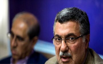 رئیس سازمان نظام پزشکی:  مردم از تخریب پزشکان آسیب می بینند