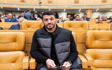 تعویق در بازگشت حسن یزدانی 

