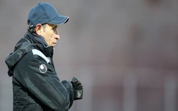 گل‌محمدی:‌ سازمان لیگ و فدراسیون هیچ همکاری با پرسپولیس نمی کنند
