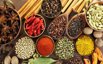 نقش مهم این ادویه‌ها در مبارزه با بیماری‌ و عفونت‌های فصلی