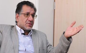 
مراسم تشییع پیکر حبیب اله کاسه ساز برگزار شد/ هاشمی: هرکس به حبیب الله نگاه می کرد در او فقط آرامش می دید +عکس
