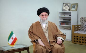 رهبر انقلاب:آمریکایی‌ها اگر دوباره جنگی راه بیندازند این بار جنگ منطقه ای خواهد بود
