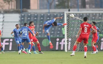 
استقلال با صدر به سراغ پرسپولیس رفت؛ فولاد امتیاز نخواست!

