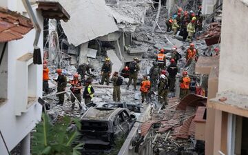 یک موشک ، یک هدف؛ ایران تنها یک موشک شلیک کرد و همان هم رهگیری نشد
