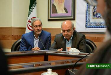 دیدار استاندار کرمانشاه و اعضای شورای اداری با نماینده ولی فقیه در استان