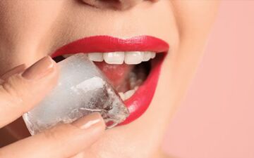 چرا بعضی ها یخ را می جوند؟