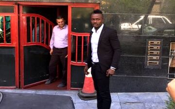 دردرسر پرسپولیس برای قرارداد منشا/ درخواست طاهری از تاج 
