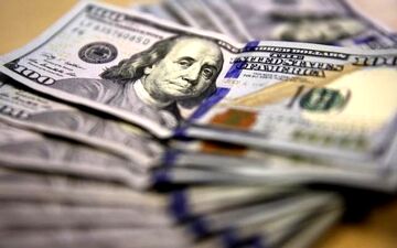 تشریح علت ممنوعیت ثبت سفارش با دلار آمریکا