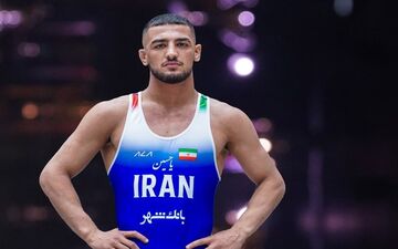 برد قاطع خلیلی و پیروزی نفس‌گیر جوان؛ کشتی ایران دو بار جشن گرفت!