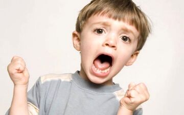 کودک لجباز دارید؟ این نکات را حتما بخوانید!