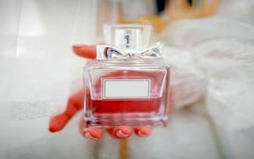 نوع عطری که میزنی شخصیتتو لو میده!|شخصیت شناسی جالب با عطر مورد علاقه
