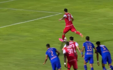 گل اول پرسپولیس به استقلال + ویدئو