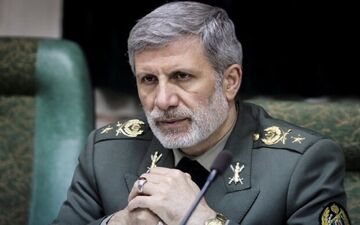 امیر حاتمی: وزارت دفاع برای پدافند زیستی، شیمیایی و هسته ای از آمادگی لازم برخورداراست